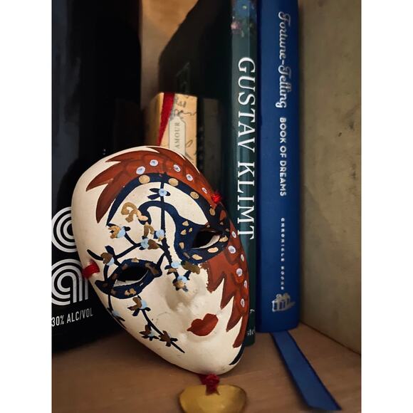 Miniature Venetian Clay Mask: Decorative Wall Hanging - Picture 4 of 4